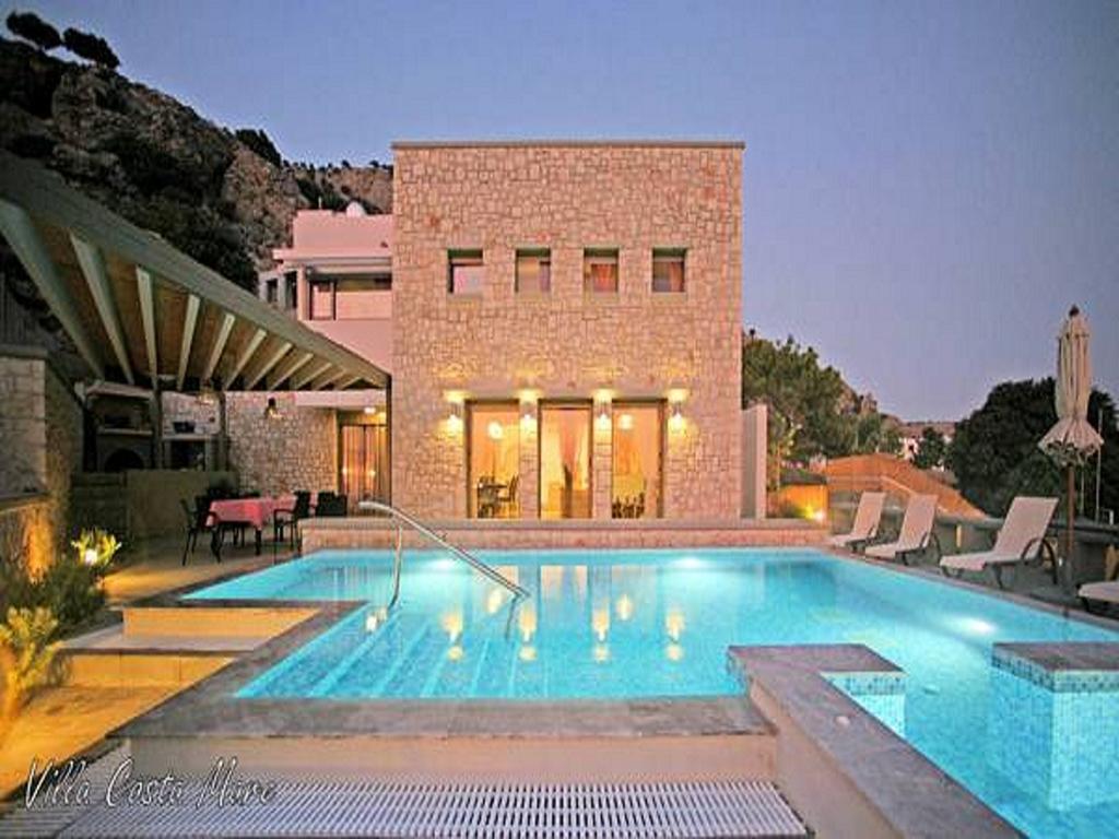 Villa Costamare - Enjoy Lazy Days On The Private Pool-Jacuzzi Pefki Quarto foto